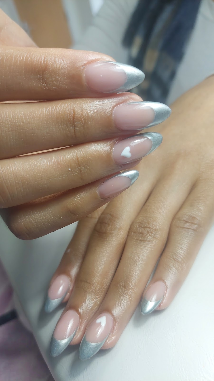 Acrylic extensions shaped by Patrycja